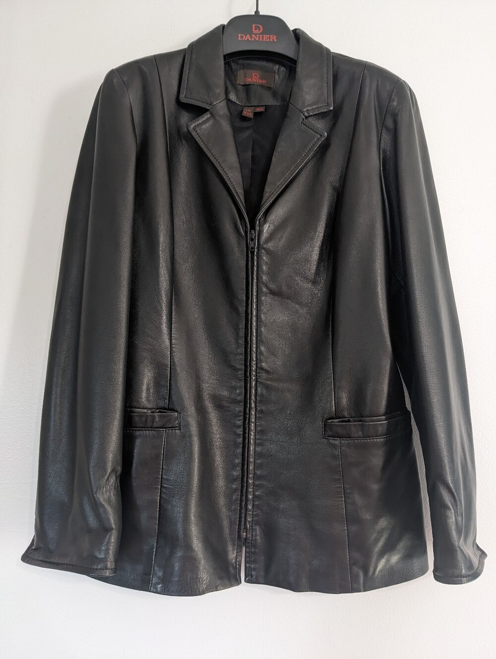 Danier Leather Jacket Women's Large Black Soft Leather Lightweight Classic